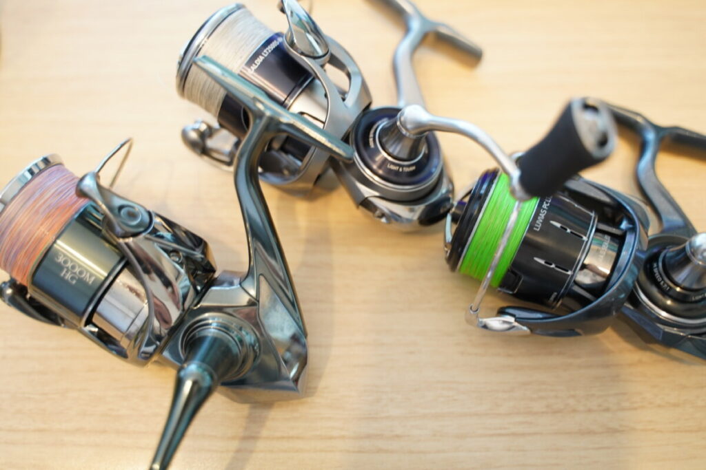 リール・ライン：2500〜3000番のコンパクトタイプが冬の黄金比